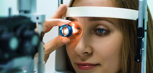 ¿Qué son las lentes de contacto multifocales?
